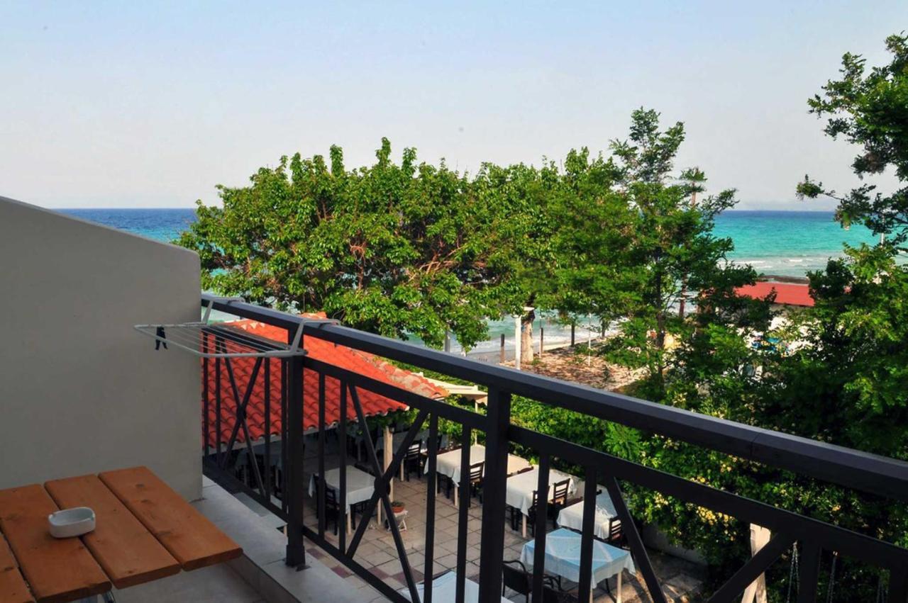 Coralli Beach Studios-Apartments Kallithea  Экстерьер фото